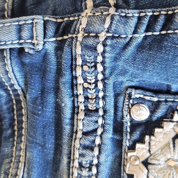 Grace Medium Wash Jeans embroidery Bling Pockets - Picture 7 of 14